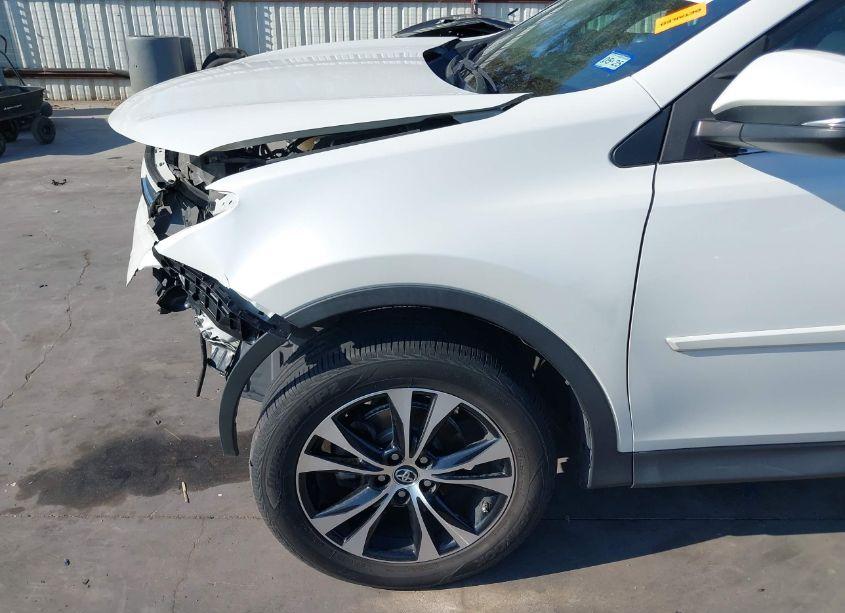 Photo 18 of 2015 Toyota Rav4 LIMITED (VIN 2T3DFREV9FW361529)