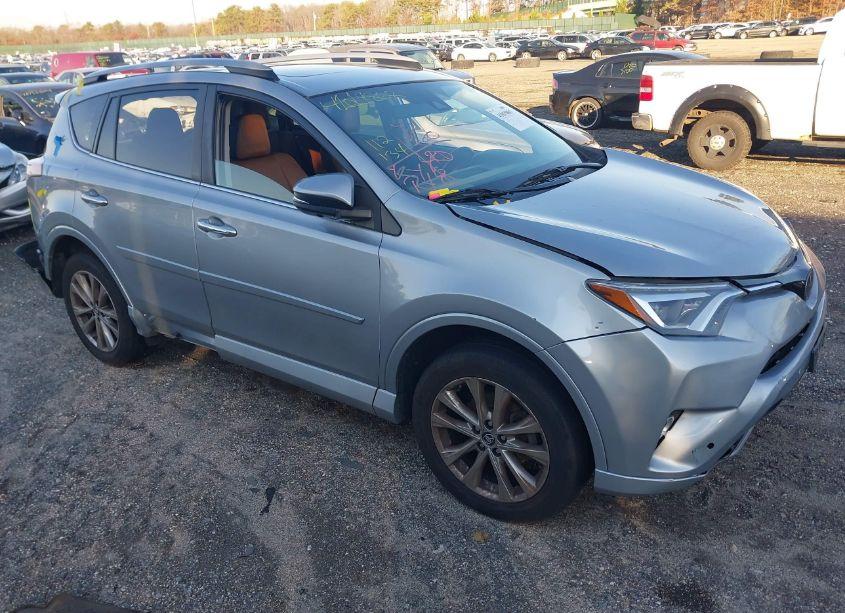 2017 Toyota Rav4 PLATINUM (VIN 2T3DFREV9HW541015) main photo