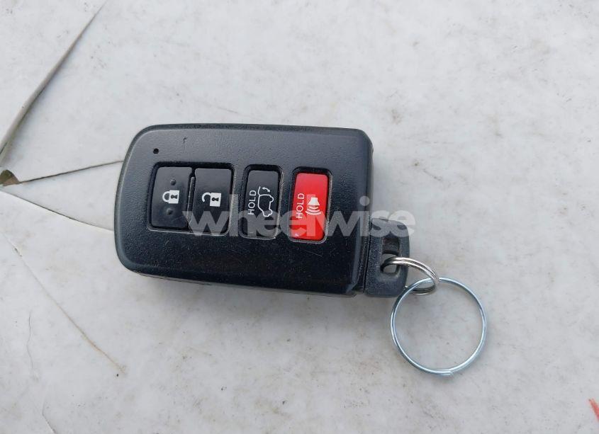 Photo 11 of 2017 Toyota Rav4 LIMITED (VIN 2T3DFREV9HW648579)