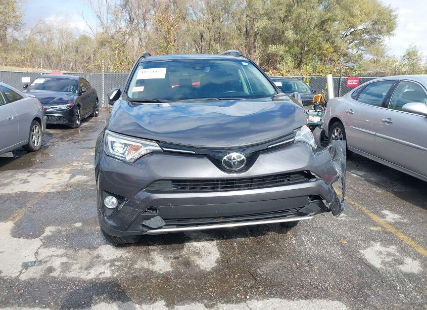 Photo 13 of 2018 Toyota Rav4 LIMITED (VIN 2T3DFREV9JW751376)