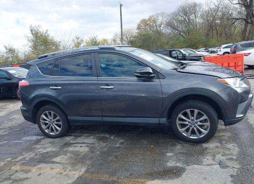 Photo 14 of 2018 Toyota Rav4 LIMITED (VIN 2T3DFREV9JW751376)