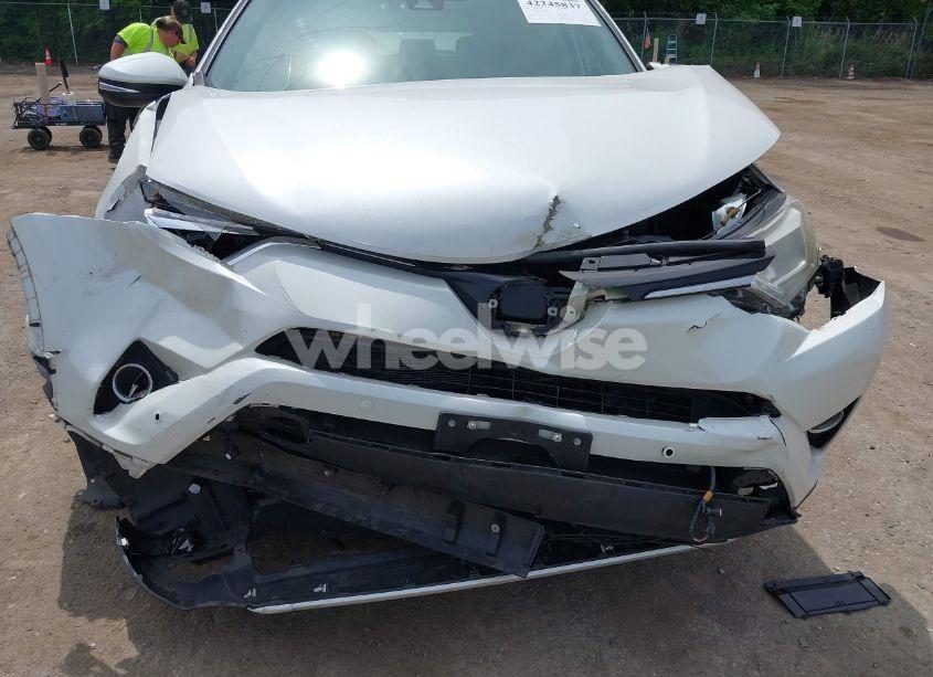 Photo 6 of 2016 Toyota Rav4 LIMITED (VIN 2T3DFREVXGW446249)