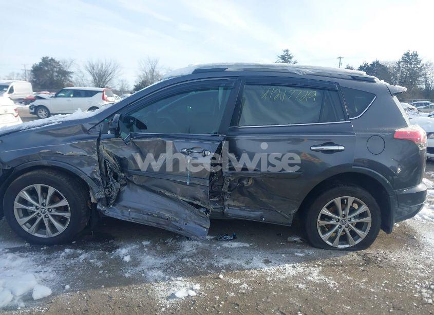 Photo 14 of 2017 Toyota Rav4 PLATINUM (VIN 2T3DFREVXHW568353)