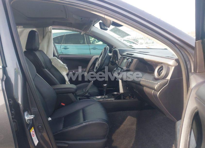 Photo 5 of 2017 Toyota Rav4 PLATINUM (VIN 2T3DFREVXHW568353)