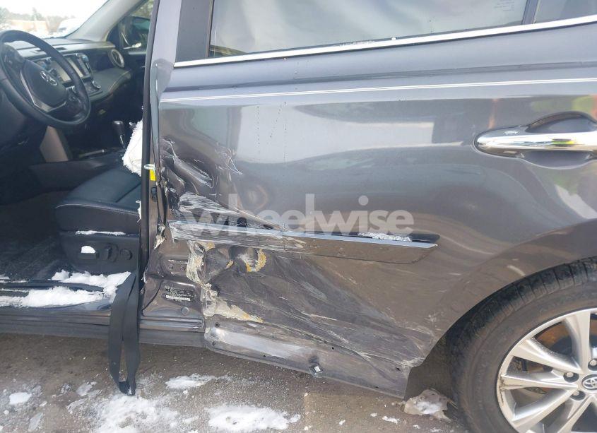 Photo 6 of 2017 Toyota Rav4 PLATINUM (VIN 2T3DFREVXHW568353)