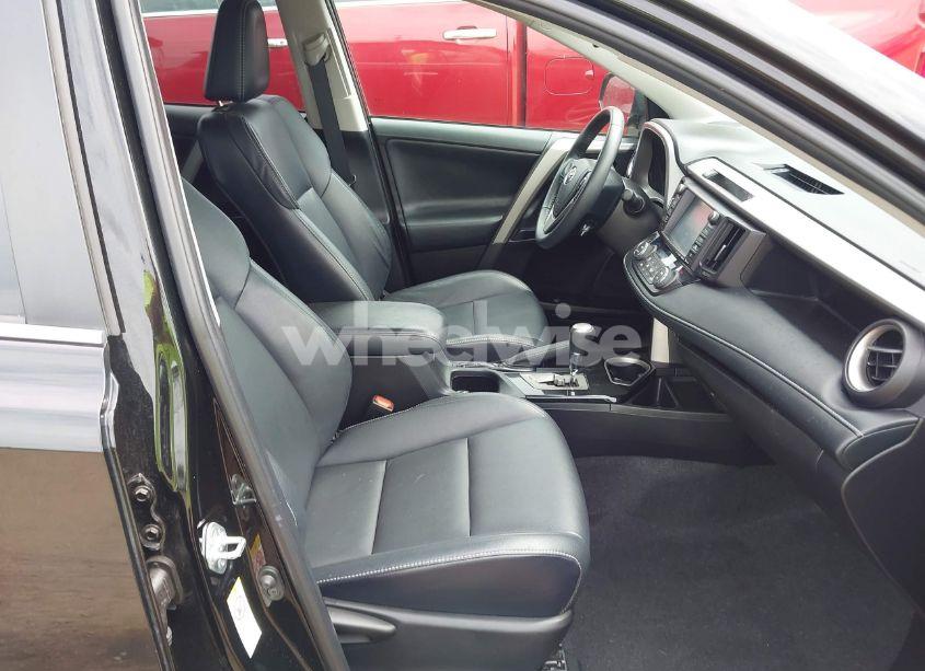 Photo 5 of 2018 Toyota Rav4 LIMITED (VIN 2T3DFREVXJW726826)