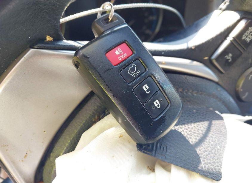 Photo 11 of 2018 Toyota Rav4 LIMITED (VIN 2T3DFREVXJW750799)