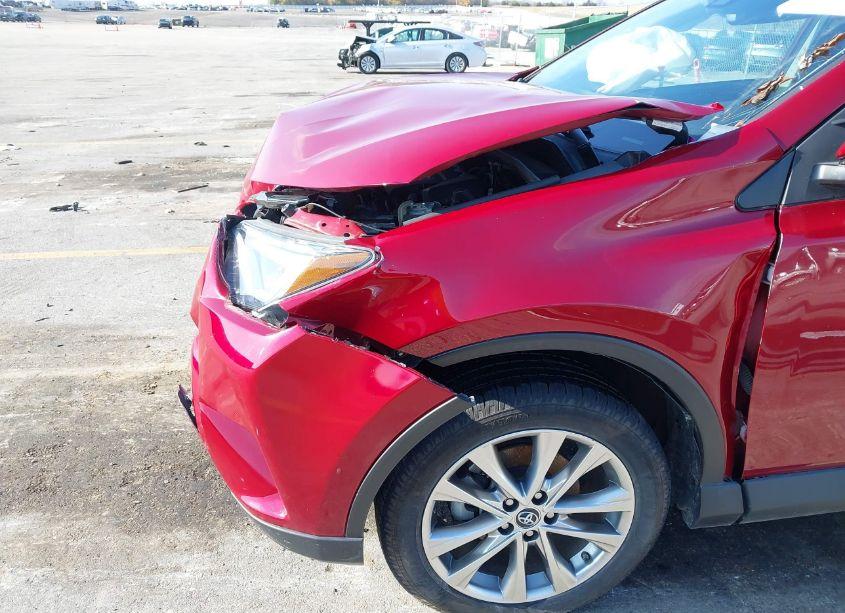 Photo 6 of 2018 Toyota Rav4 LIMITED (VIN 2T3DFREVXJW750799)