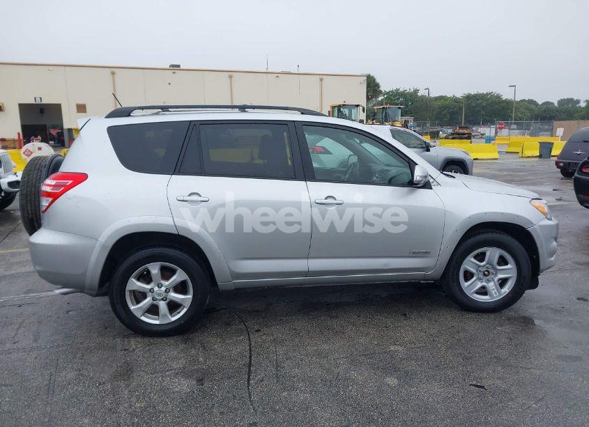 Photo 13 of 2010 Toyota Rav4 LIMITED V6 (VIN 2T3DK4DV0AW014146)