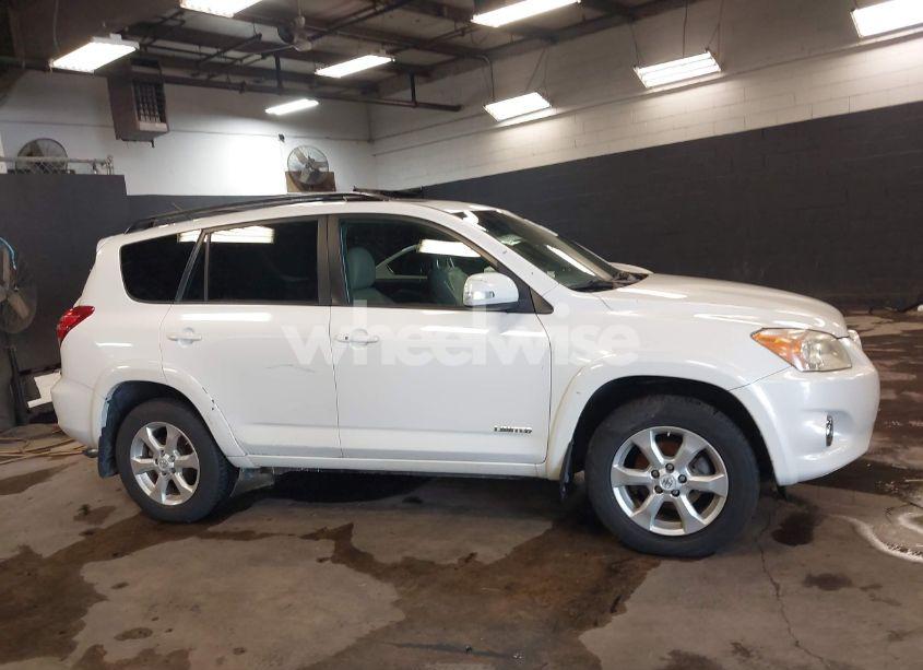 Photo 12 of 2011 Toyota Rav4 LIMITED V6 (VIN 2T3DK4DV0BW037542)