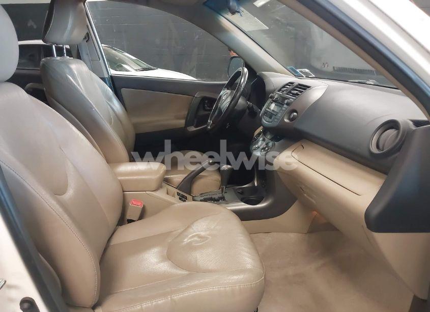 Photo 5 of 2011 Toyota Rav4 LIMITED V6 (VIN 2T3DK4DV0BW037542)