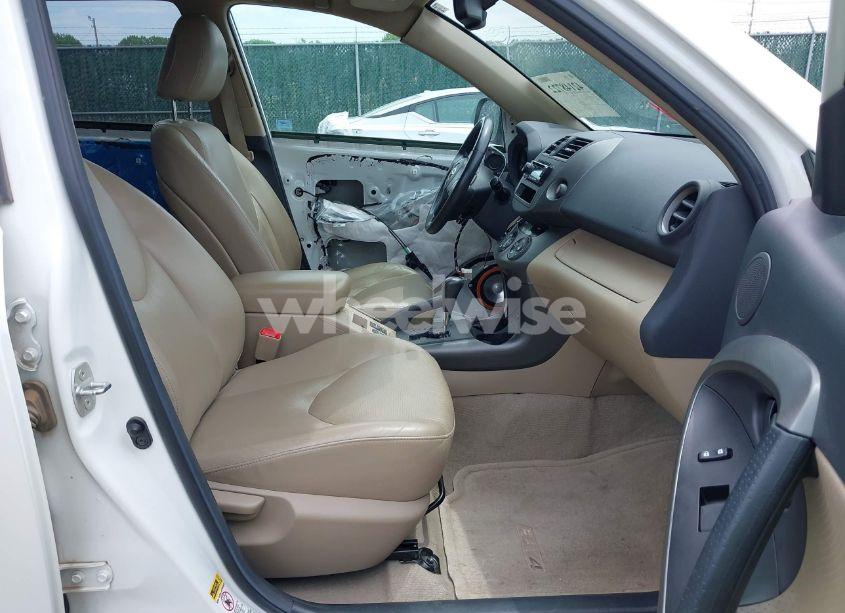 Photo 5 of 2010 Toyota Rav4 LIMITED V6 (VIN 2T3DK4DV1AW029559)