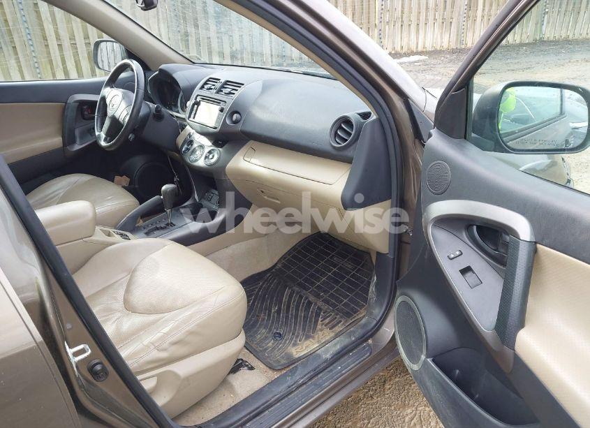 Photo 5 of 2012 Toyota Rav4 LIMITED V6 (VIN 2T3DK4DV2CW074948)