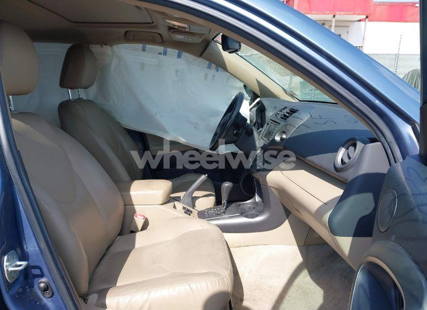 Photo 5 of 2011 Toyota Rav4 LIMITED V6 (VIN 2T3DK4DV6BW054846)