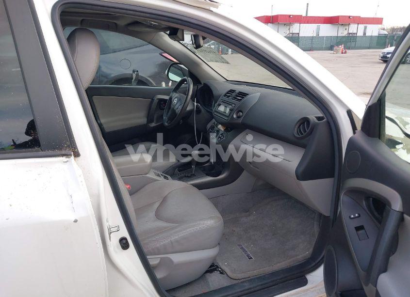 Photo 5 of 2012 Toyota Rav4 LIMITED V6 (VIN 2T3DK4DV7CW073875)