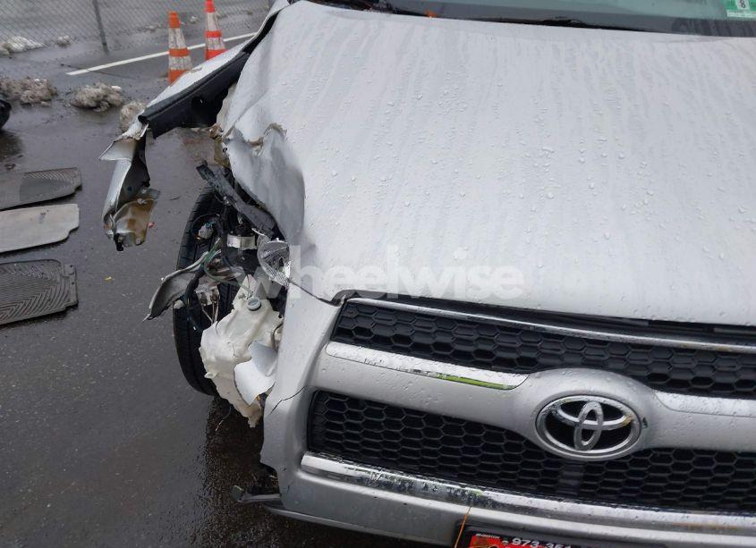 Photo 6 of 2012 Toyota Rav4 LIMITED V6 (VIN 2T3DK4DV7CW081815)