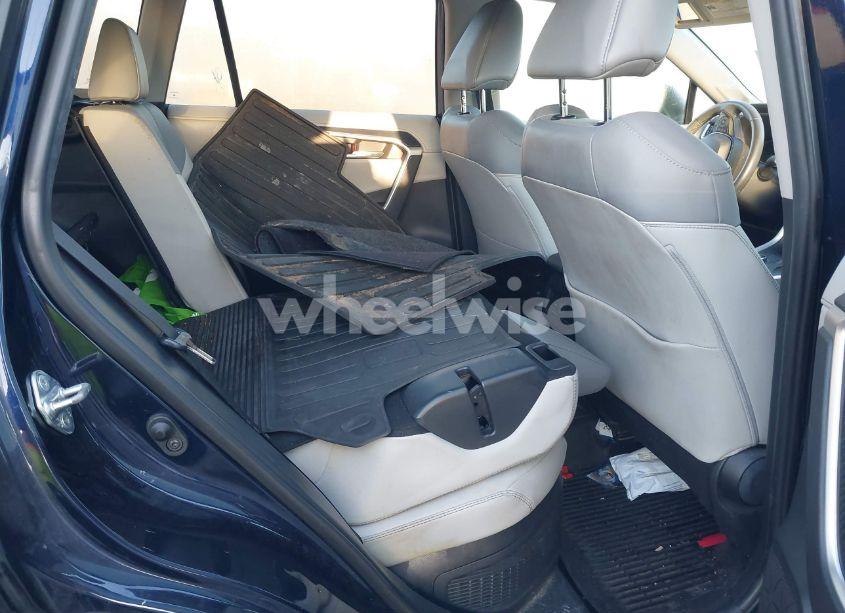 Photo 8 of 2019 Toyota Rav4 HYBRID LIMITED (VIN 2T3DWRFV1KW015824)