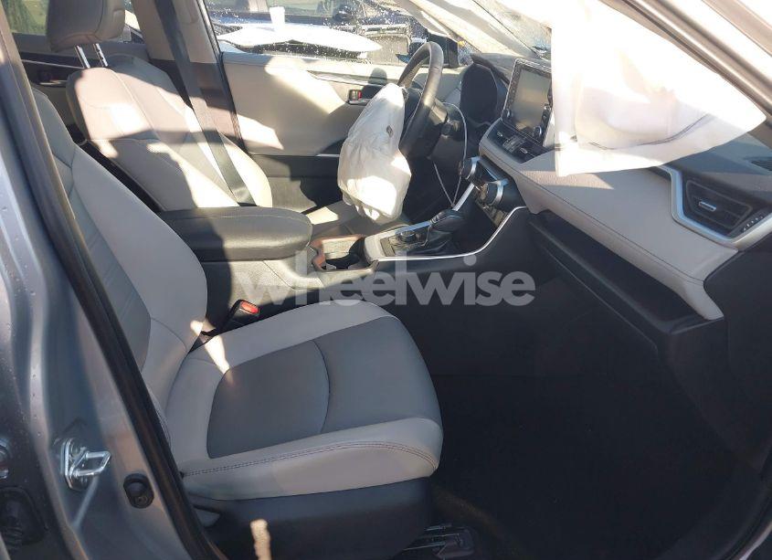 Photo 5 of 2019 Toyota Rav4 HYBRID LIMITED (VIN 2T3DWRFV1KW022420)