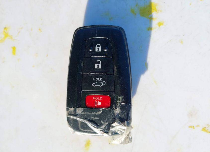 Photo 11 of 2019 Toyota Rav4 HYBRID LIMITED (VIN 2T3DWRFV2KW042692)