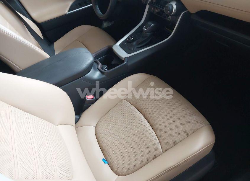 Photo 5 of 2020 Toyota Rav4 HYBRID LIMITED (VIN 2T3DWRFV5LW053459)