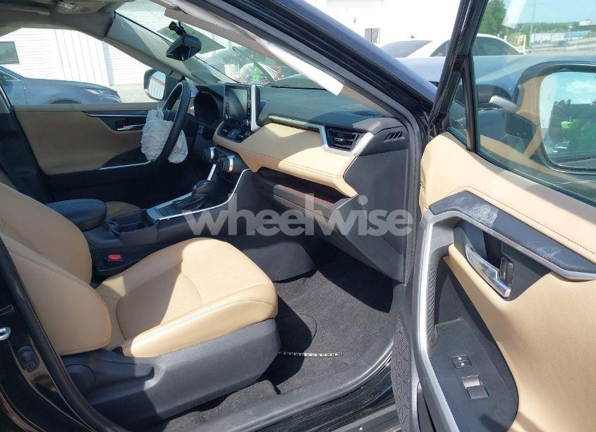 Photo 5 of 2020 Toyota Rav4 HYBRID LIMITED (VIN 2T3DWRFV6LW071727)