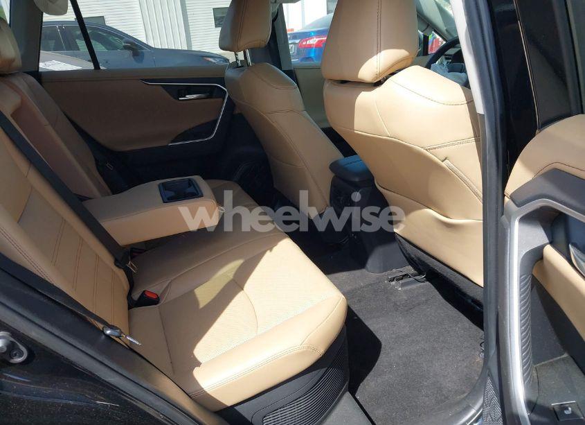 Photo 8 of 2020 Toyota Rav4 HYBRID LIMITED (VIN 2T3DWRFV6LW071727)