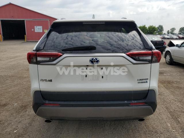 Photo 4 of 2019 TOYOTA RAV4 LIMITED (VIN 2T3DWRFV7KW042168)