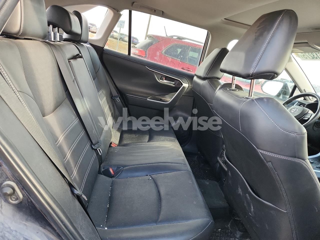 Photo 11 of 2021 TOYOTA RAV4 LIMITED (VIN 2T3DWRFV8MW127099)