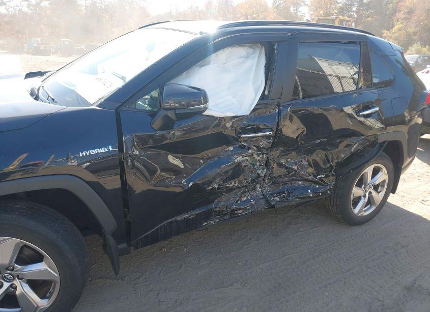 Photo 6 of 2019 Toyota Rav4 HYBRID LIMITED (VIN 2T3DWRFV9KW029034)