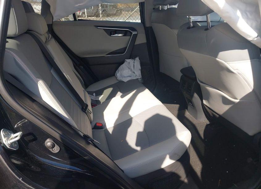 Photo 8 of 2019 Toyota Rav4 HYBRID LIMITED (VIN 2T3DWRFV9KW029034)