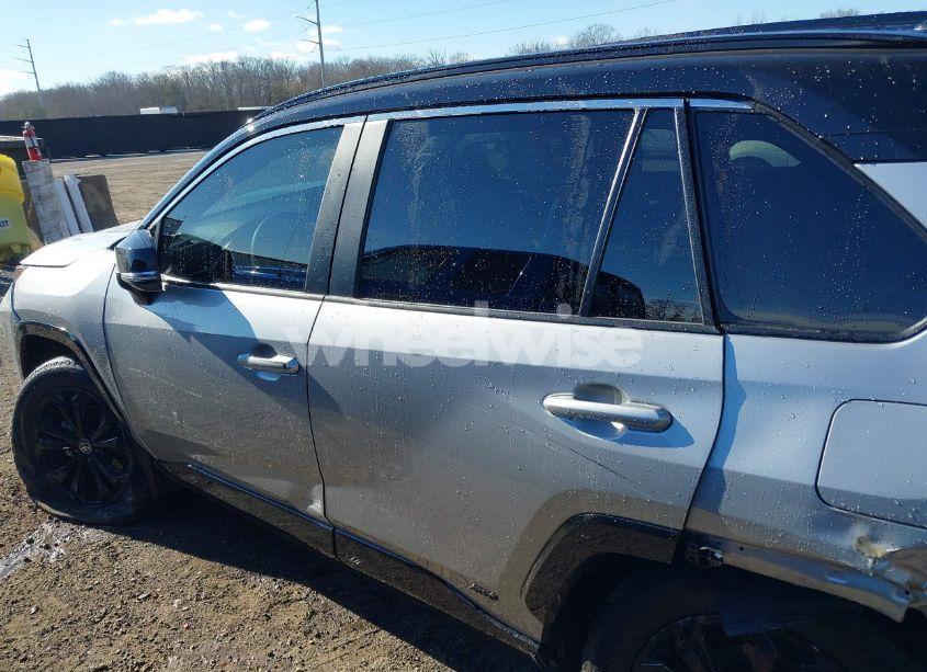 Photo 14 of 2024 Toyota Rav4 HYBRID XSE (VIN 2T3E6RFV0RW079920)