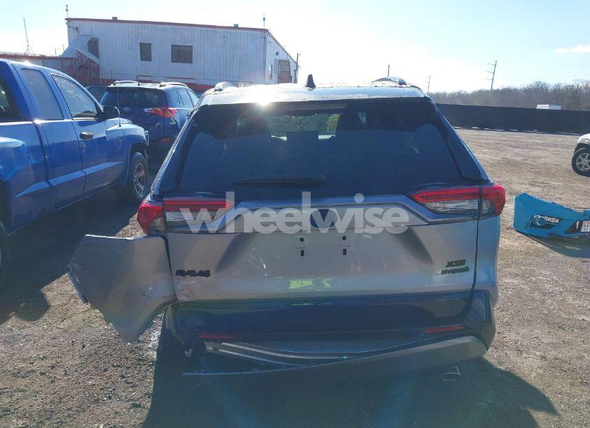 Photo 16 of 2024 Toyota Rav4 HYBRID XSE (VIN 2T3E6RFV0RW079920)