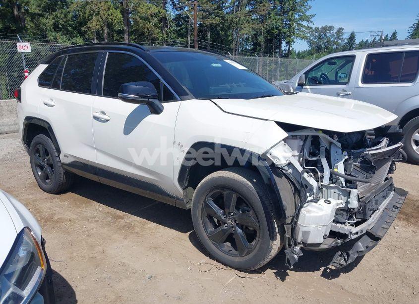 2021 Toyota Rav4 HYBRID XSE (VIN 2T3E6RFV1MW010758) main photo