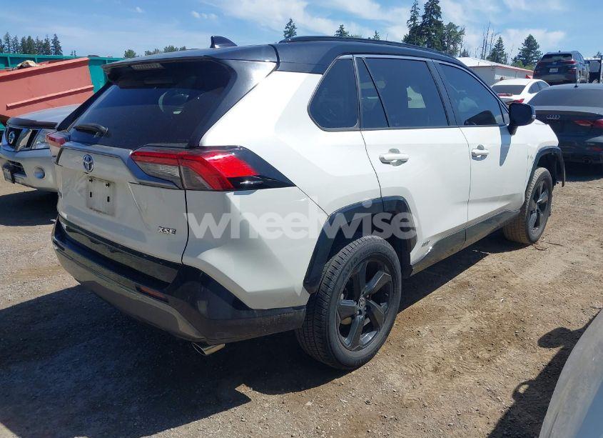 Photo 4 of 2021 Toyota Rav4 HYBRID XSE (VIN 2T3E6RFV1MW010758)