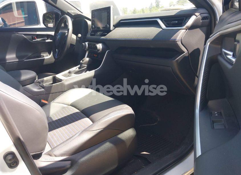 Photo 5 of 2021 Toyota Rav4 HYBRID XSE (VIN 2T3E6RFV1MW010758)