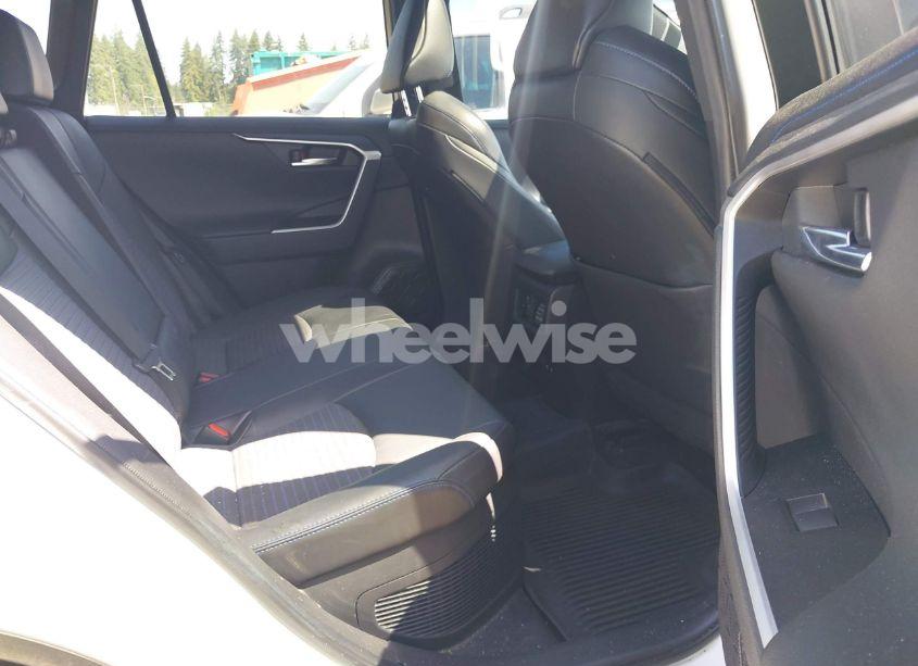 Photo 8 of 2021 Toyota Rav4 HYBRID XSE (VIN 2T3E6RFV1MW010758)