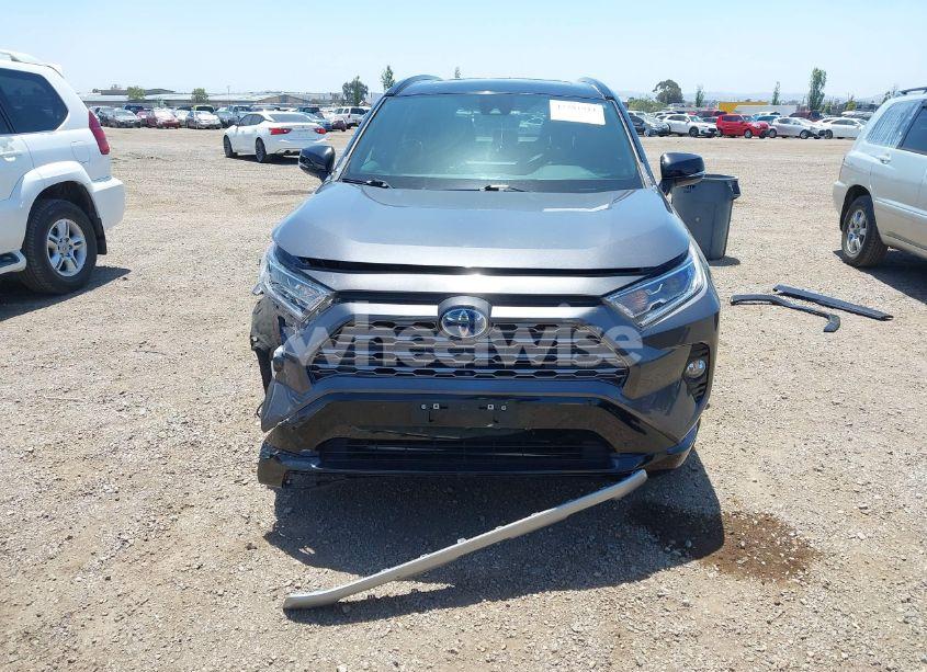 Photo 13 of 2021 Toyota Rav4 HYBRID XSE (VIN 2T3E6RFV2MW019937)