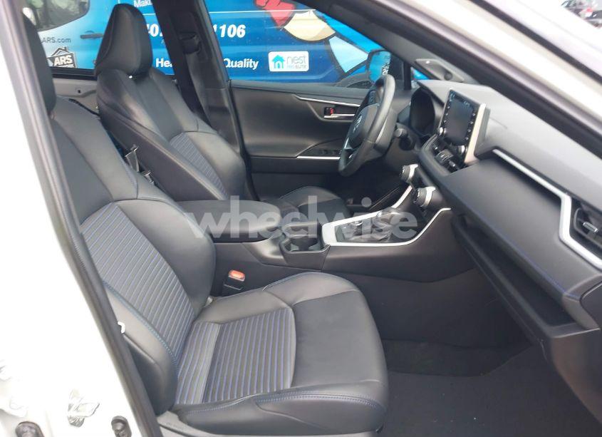 Photo 5 of 2021 Toyota Rav4 HYBRID XSE (VIN 2T3E6RFV3MW006002)