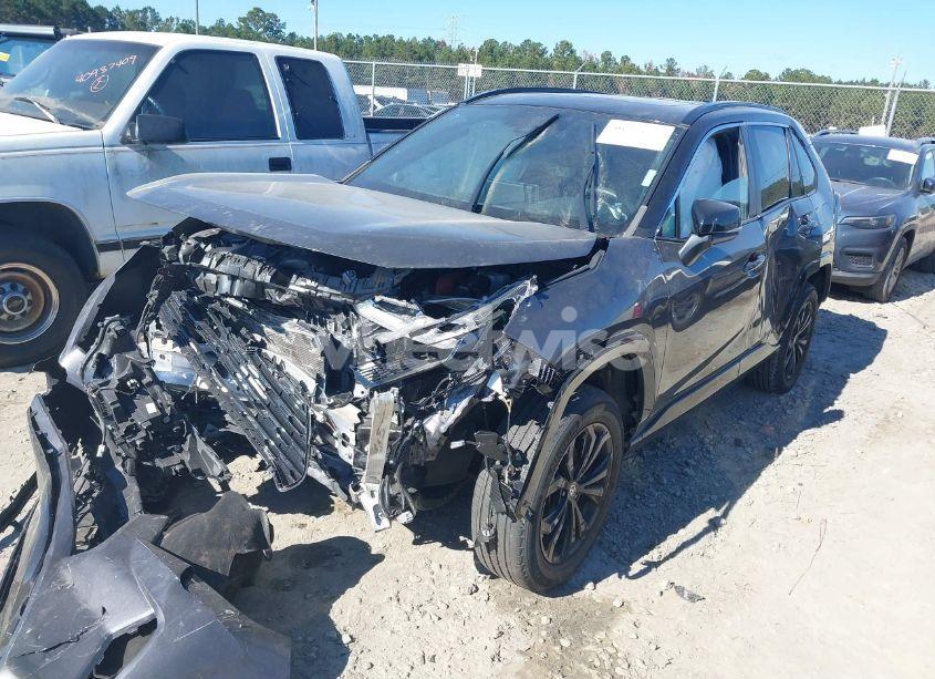 Photo 2 of 2022 Toyota Rav4 HYBRID XSE (VIN 2T3E6RFV3NW030446)