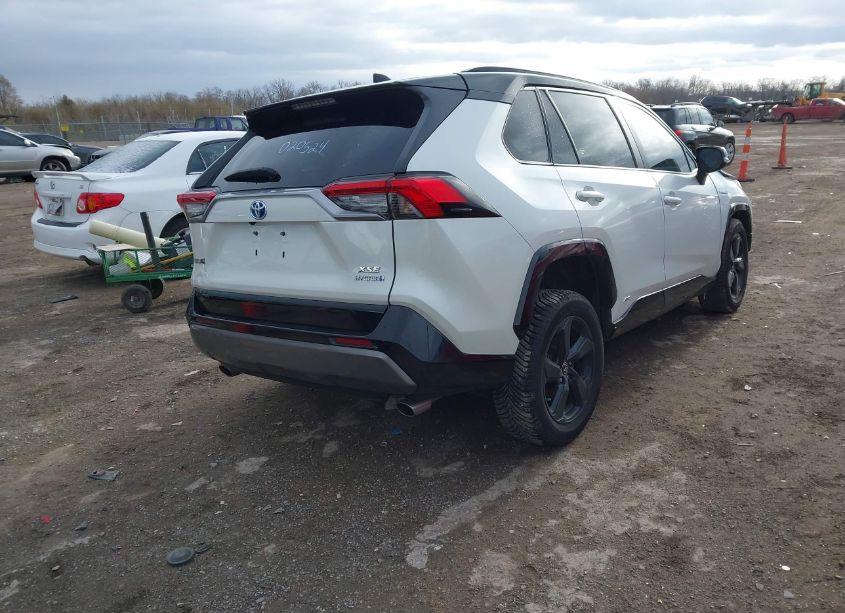 Photo 4 of 2021 Toyota Rav4 HYBRID XSE (VIN 2T3E6RFV4MW020524)
