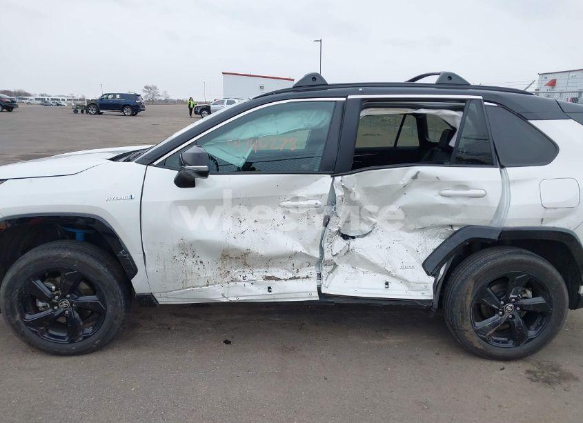 Photo 14 of 2021 Toyota Rav4 HYBRID XSE (VIN 2T3E6RFV4MW021009)