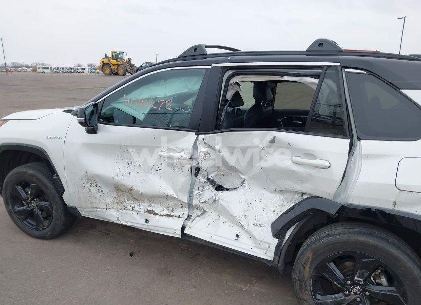 Photo 6 of 2021 Toyota Rav4 HYBRID XSE (VIN 2T3E6RFV4MW021009)