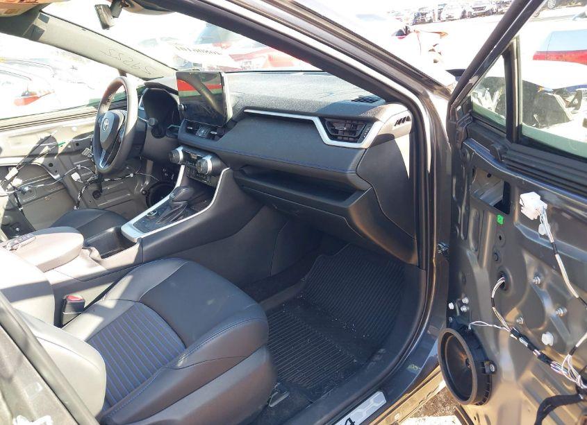Photo 5 of 2024 Toyota Rav4 HYBRID XSE (VIN 2T3E6RFV5RW048582)