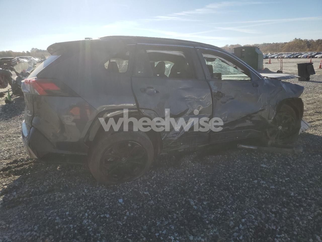 Photo 3 of 2024 TOYOTA RAV4 XSE N/A (VIN 2T3E6RFV5RW058979)