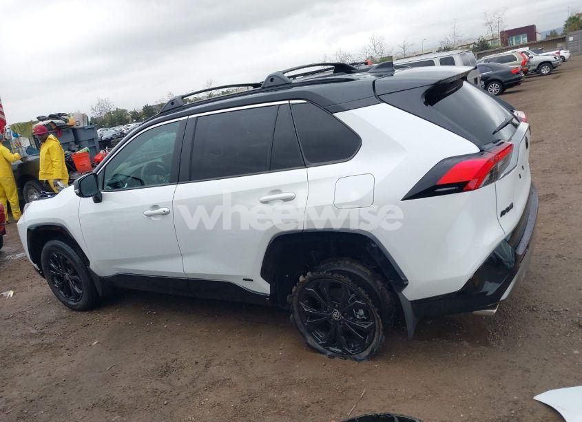Photo 15 of 2025 Toyota Rav4 HYBRID XSE (VIN 2T3E6RFV5SW085976)
