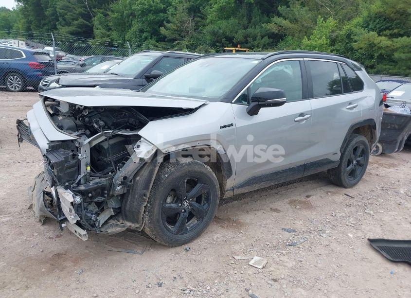 Photo 2 of 2021 Toyota Rav4 HYBRID XSE (VIN 2T3E6RFV6MW007886)