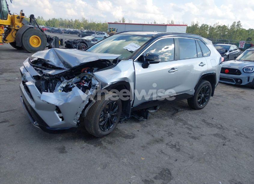 Photo 2 of 2024 Toyota Rav4 HYBRID XSE (VIN 2T3E6RFV7RW053105)