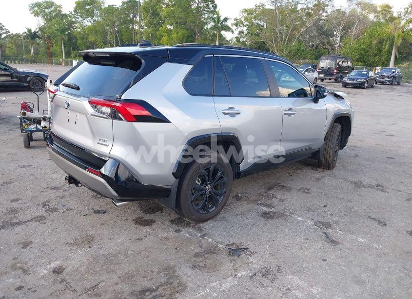 Photo 4 of 2024 Toyota Rav4 HYBRID XSE (VIN 2T3E6RFV7RW053105)