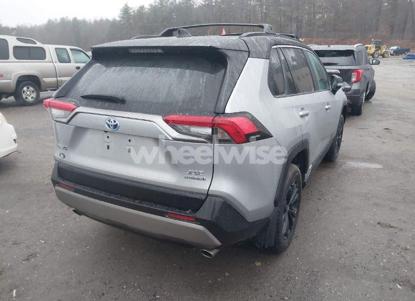 Photo 4 of 2024 Toyota Rav4 HYBRID XSE (VIN 2T3E6RFV7RW056568)
