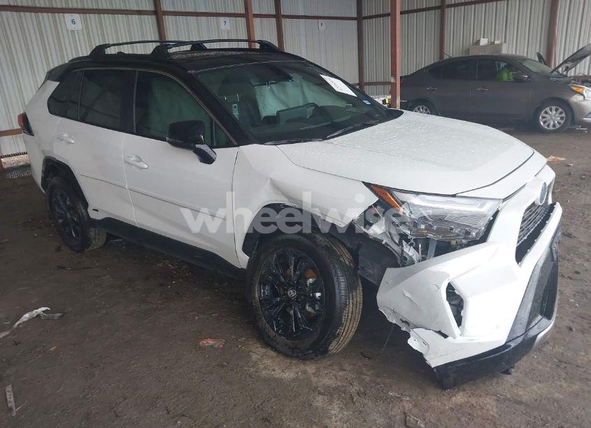 2024 Toyota Rav4 HYBRID XSE (VIN 2T3E6RFV7RW077162) main photo